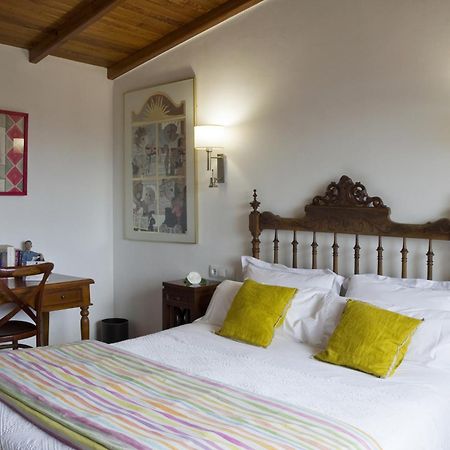 Casa De Afora Casa Con Piscina Y Jacuzzi Privados Guest House Santiago de Compostela Luaran gambar