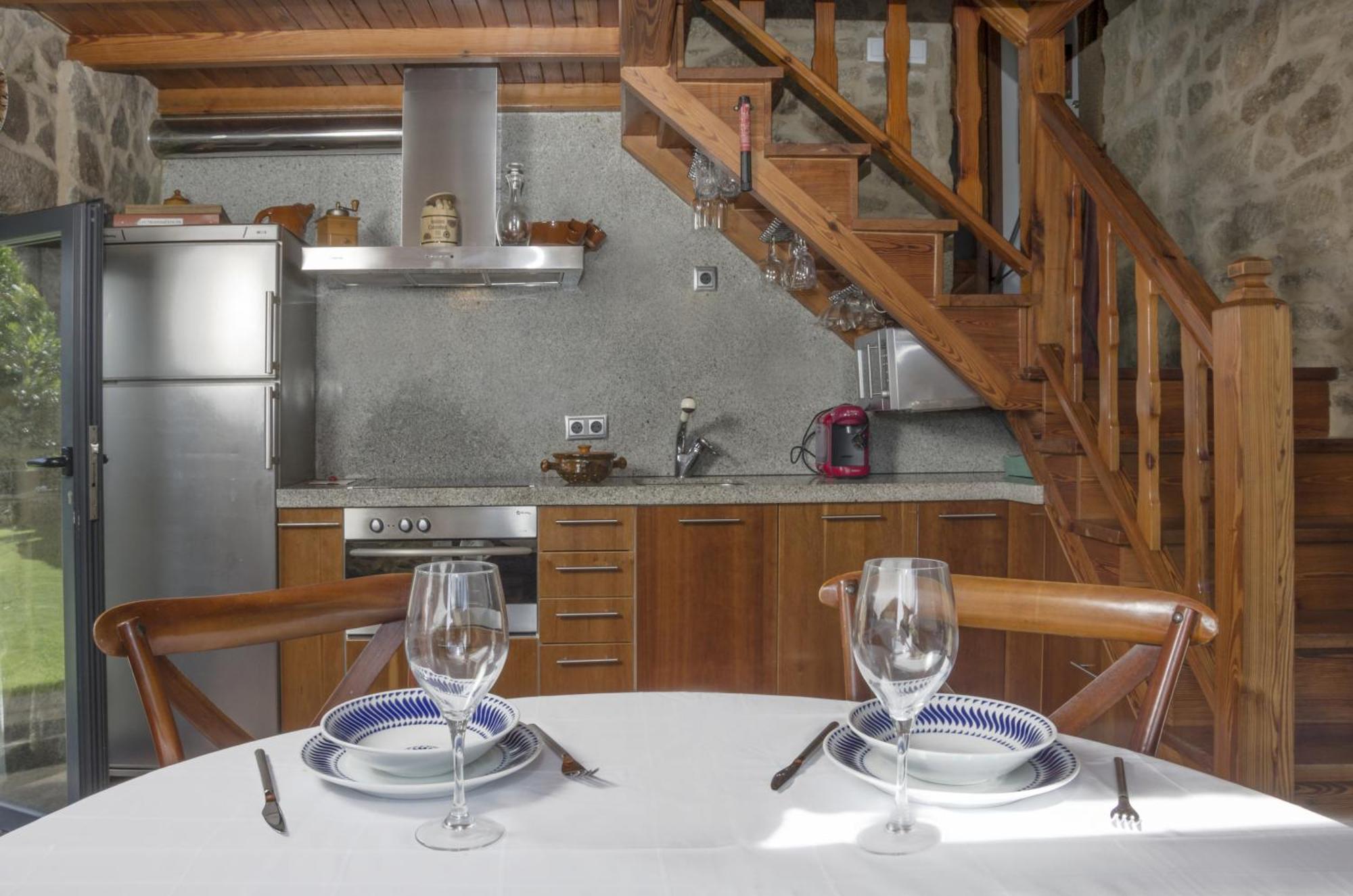 Casa De Afora Casa Con Piscina Y Jacuzzi Privados Guest House Santiago de Compostela Luaran gambar